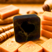 Turmeric & Honey Handmade Soap - Luna & Thyme